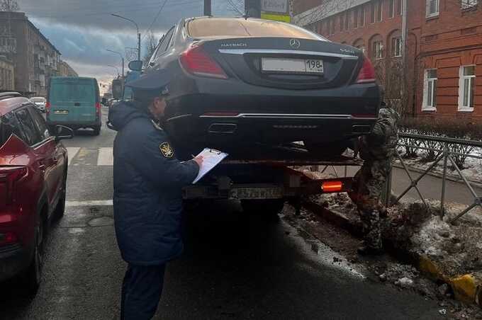 Петербуржец лишился «Майбаха» из-за долга бывшего владельца